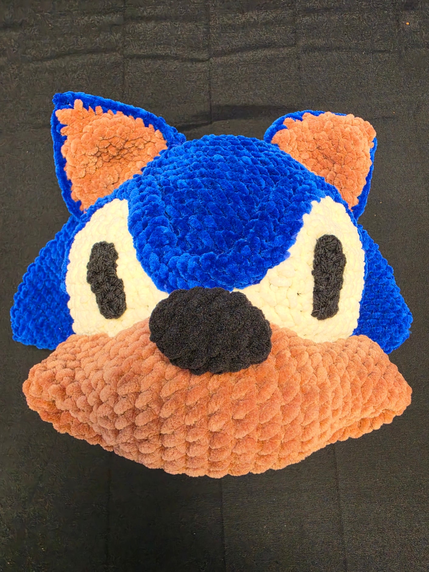 Sonic Head Fluffy Pillow