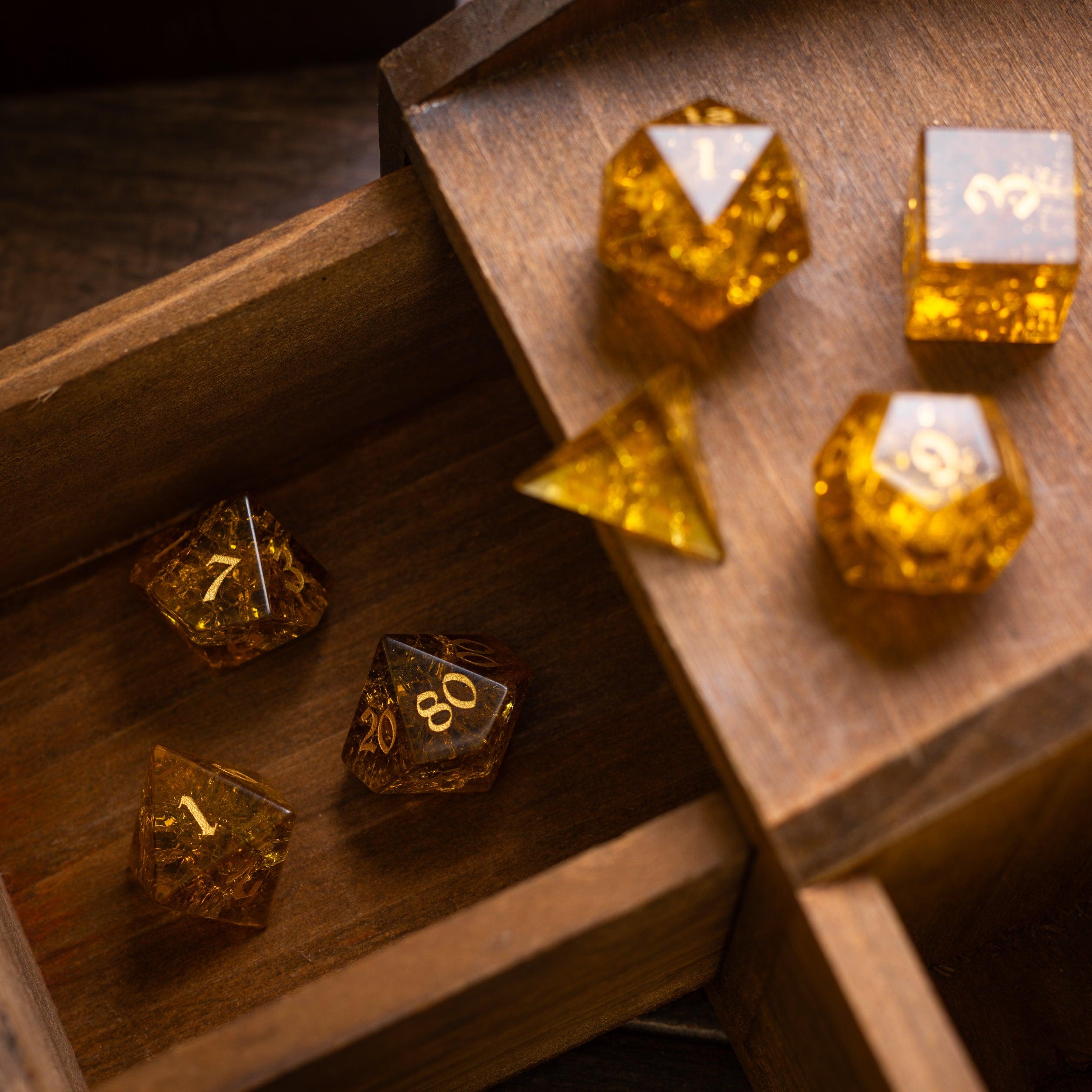 Gold Honey Lightning Cracked Glass DND Dice Set